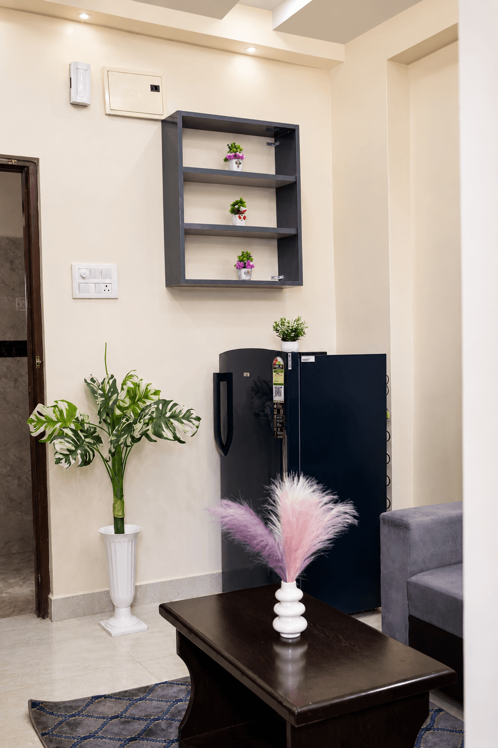 Private 1BHK with Kitchen photo 6